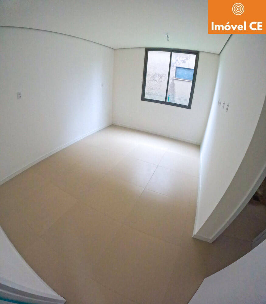 Casa à venda com 5 quartos, 206m² - Foto 29