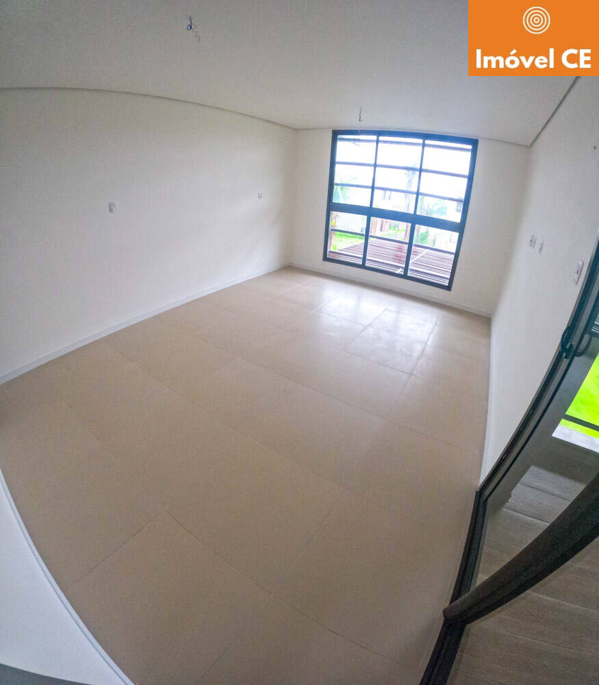 Casa à venda com 5 quartos, 206m² - Foto 37