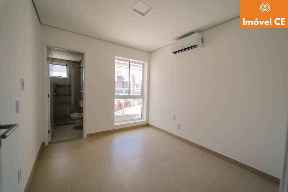 Apartamento à venda com 3 quartos, 112m² - Foto 4