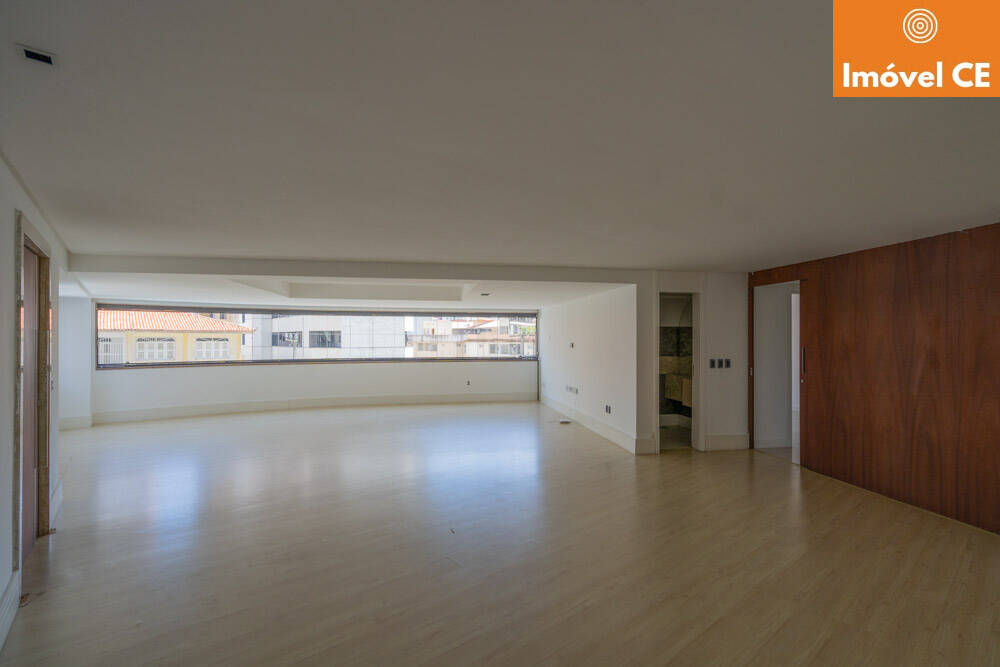 Apartamento, 3 quartos, 210 m² - Foto 2