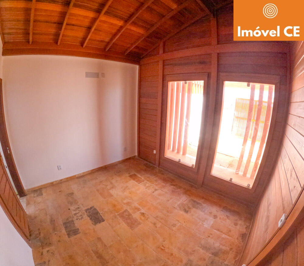 Casa à venda com 2 quartos, 45m² - Foto 12